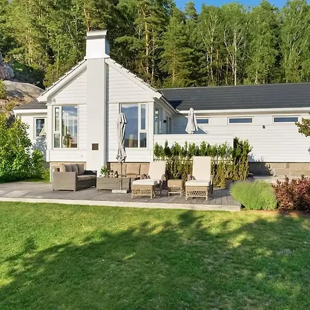 Ved Iddefjorden Halden